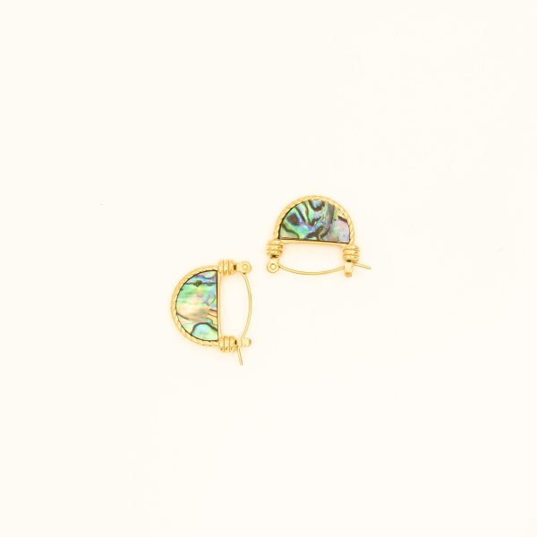 Lagoon Lustre